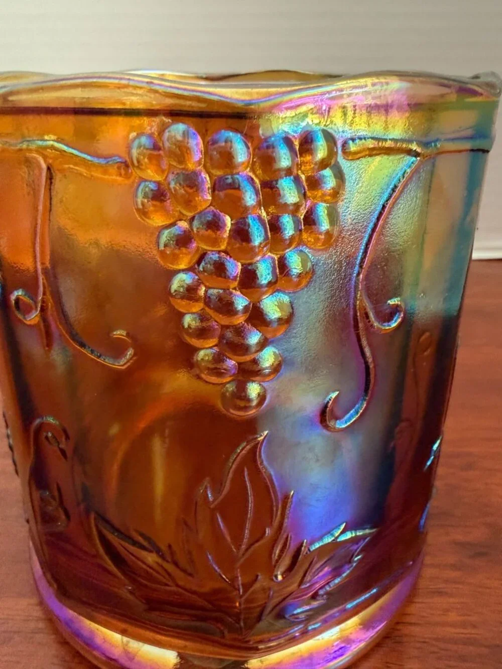 Vintage Indiana Glass Harvest Grape Marigold 7